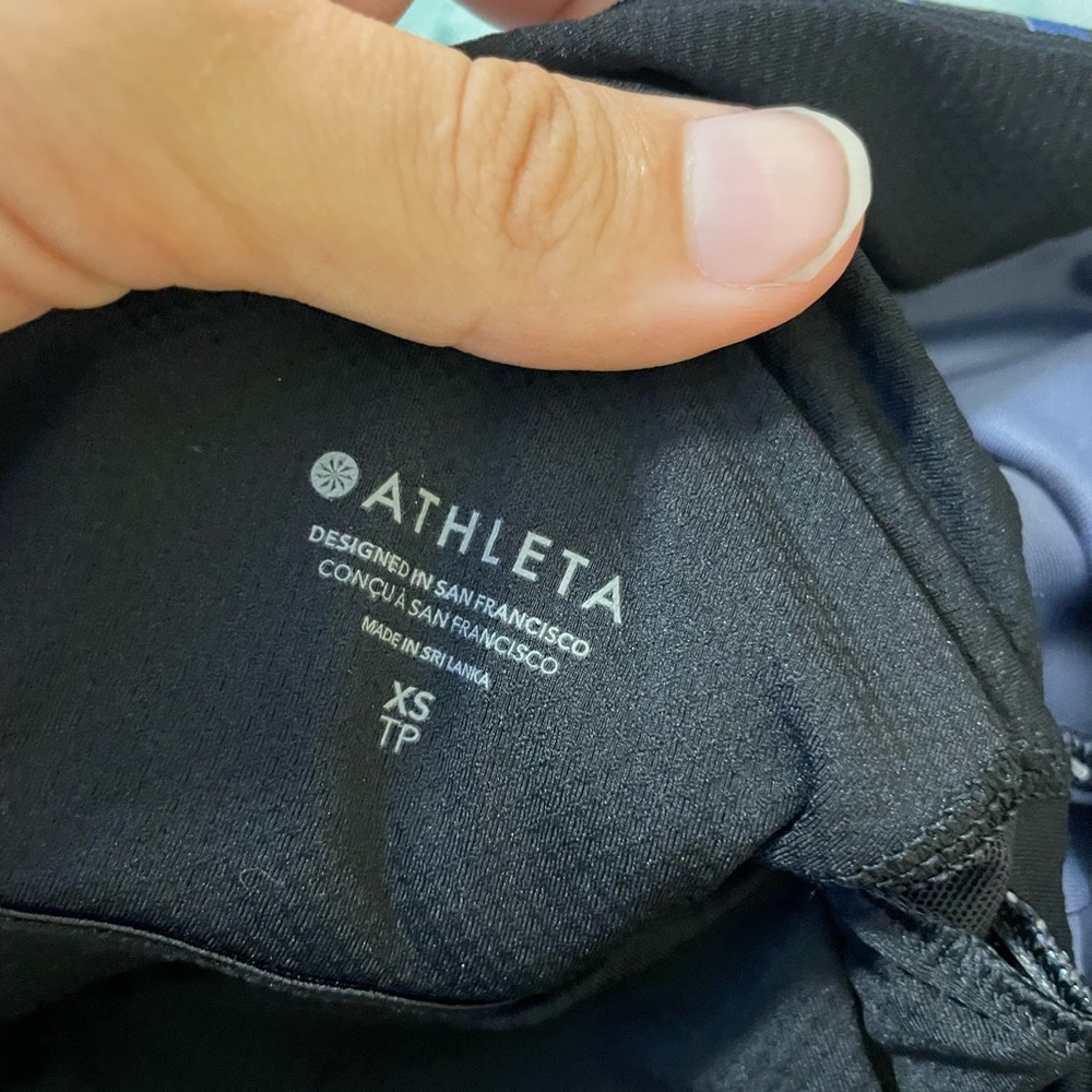 NWT Athleta EXHILARATE VELVET CROP - Picture 5 of 5